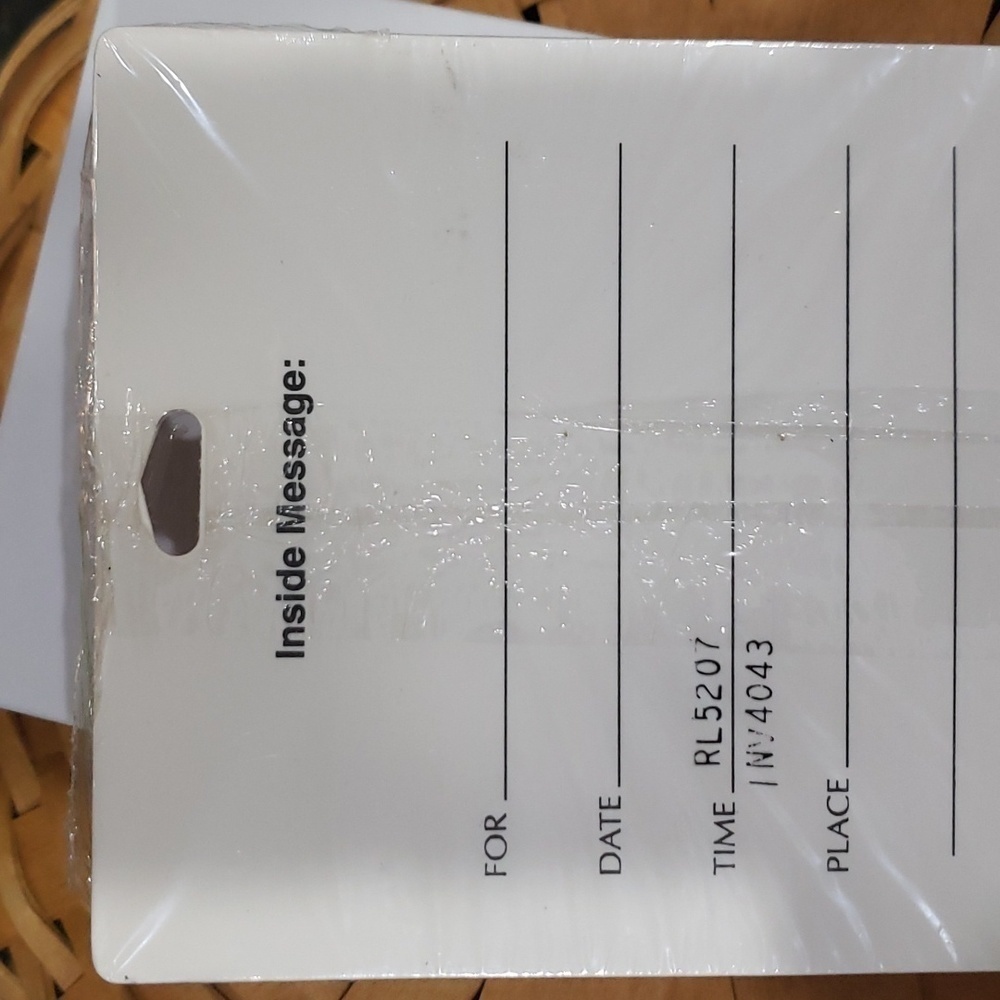 Bridal Shower Party Invitations By Hallmark Cards 8 Included Wedding Shower - Picture 3 of 10